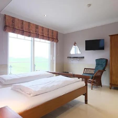 Holiday home In Boltenhagen Mit Privatem Pool *